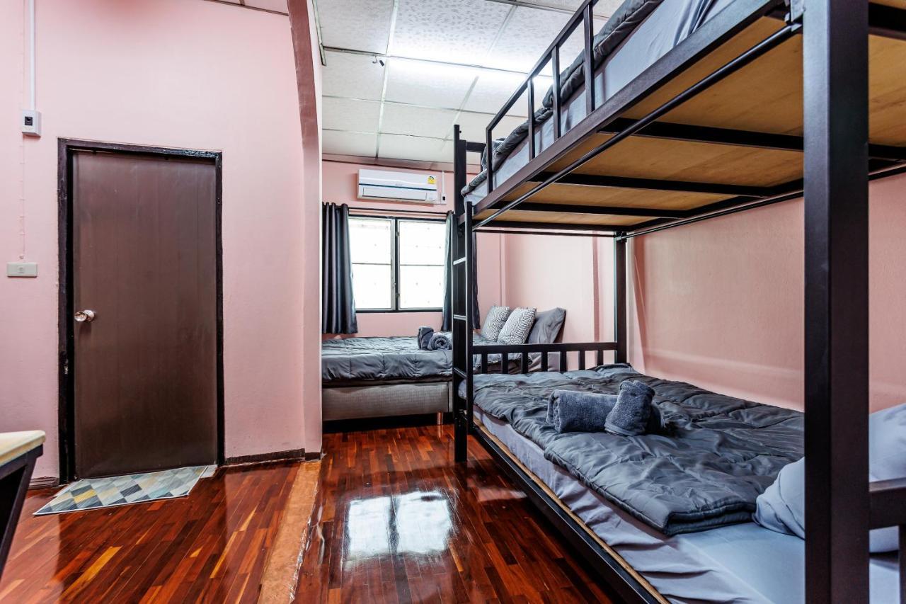 Baan Mee Suk Ayutthaya Hostel Εξωτερικό φωτογραφία
