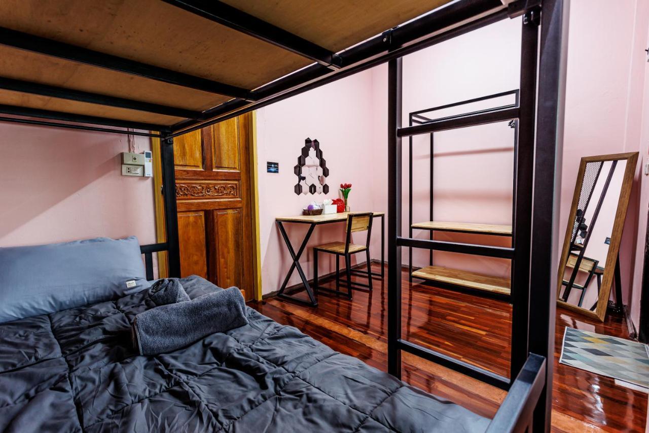 Baan Mee Suk Ayutthaya Hostel Εξωτερικό φωτογραφία