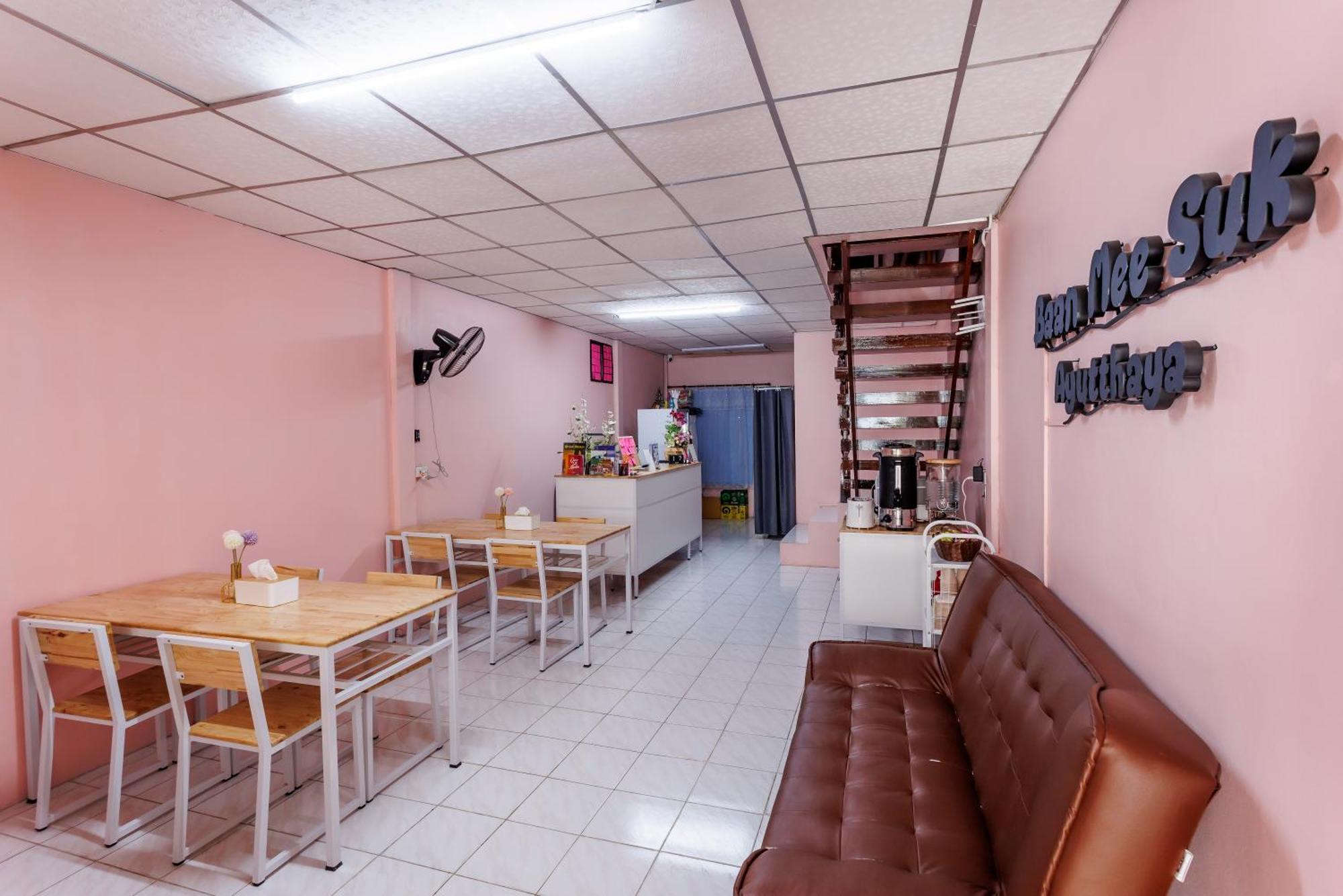 Baan Mee Suk Ayutthaya Hostel Εξωτερικό φωτογραφία