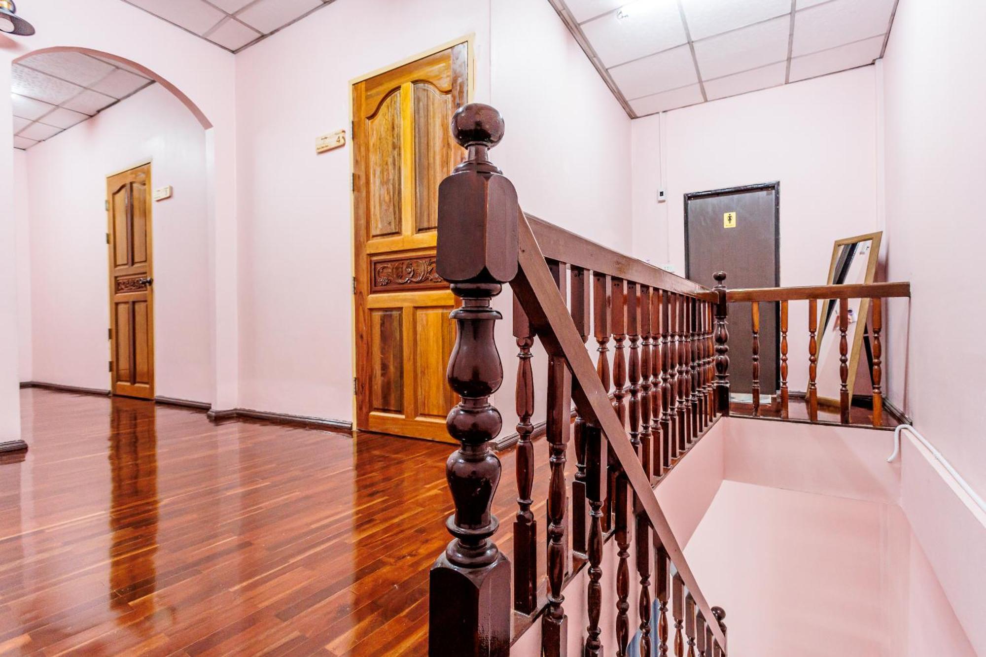 Baan Mee Suk Ayutthaya Hostel Εξωτερικό φωτογραφία
